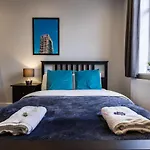 Thorpe Road 1 Bed Apartment With Parking